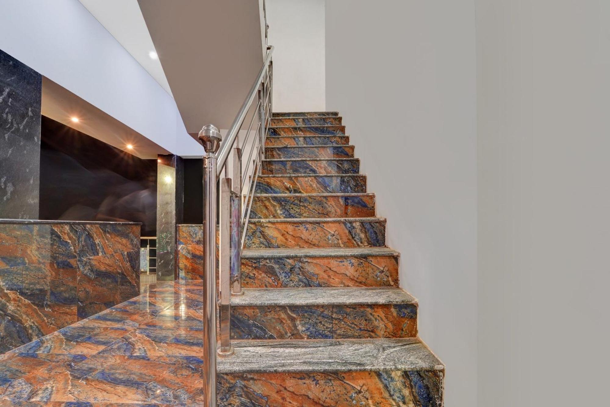 מדוראי Flagship Sri Kamatchi Hotel & Rooms מראה חיצוני תמונה